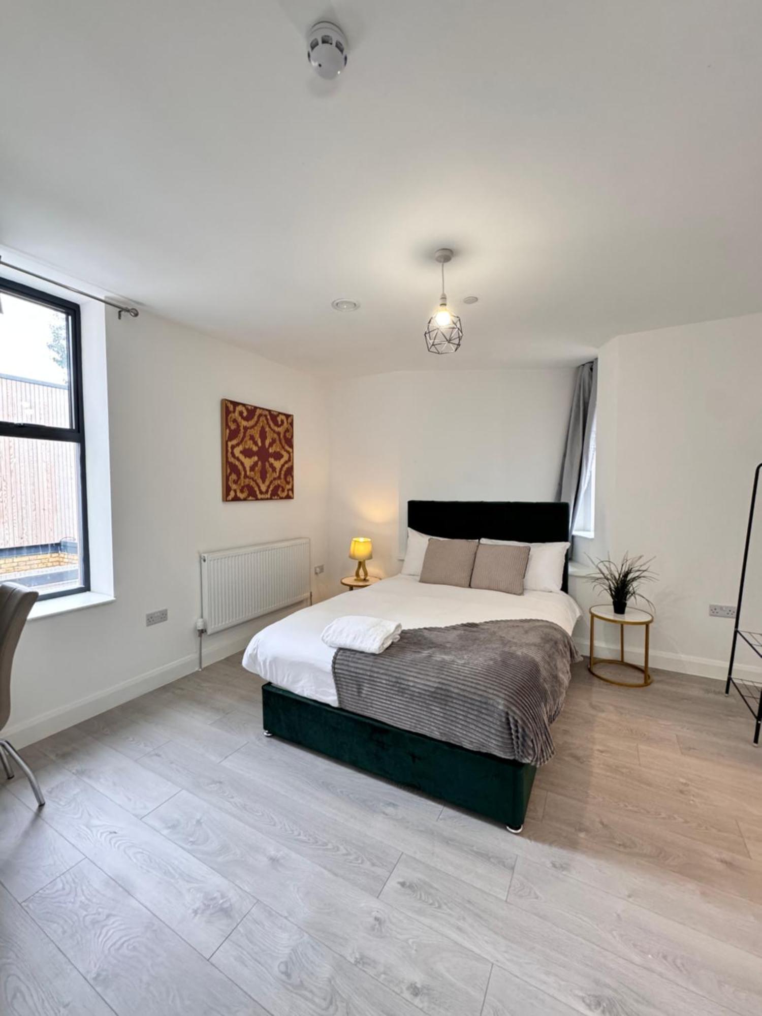 Ealing Broadway Great Stay 7-Minute Walk From The Underground Eksteriør bilde