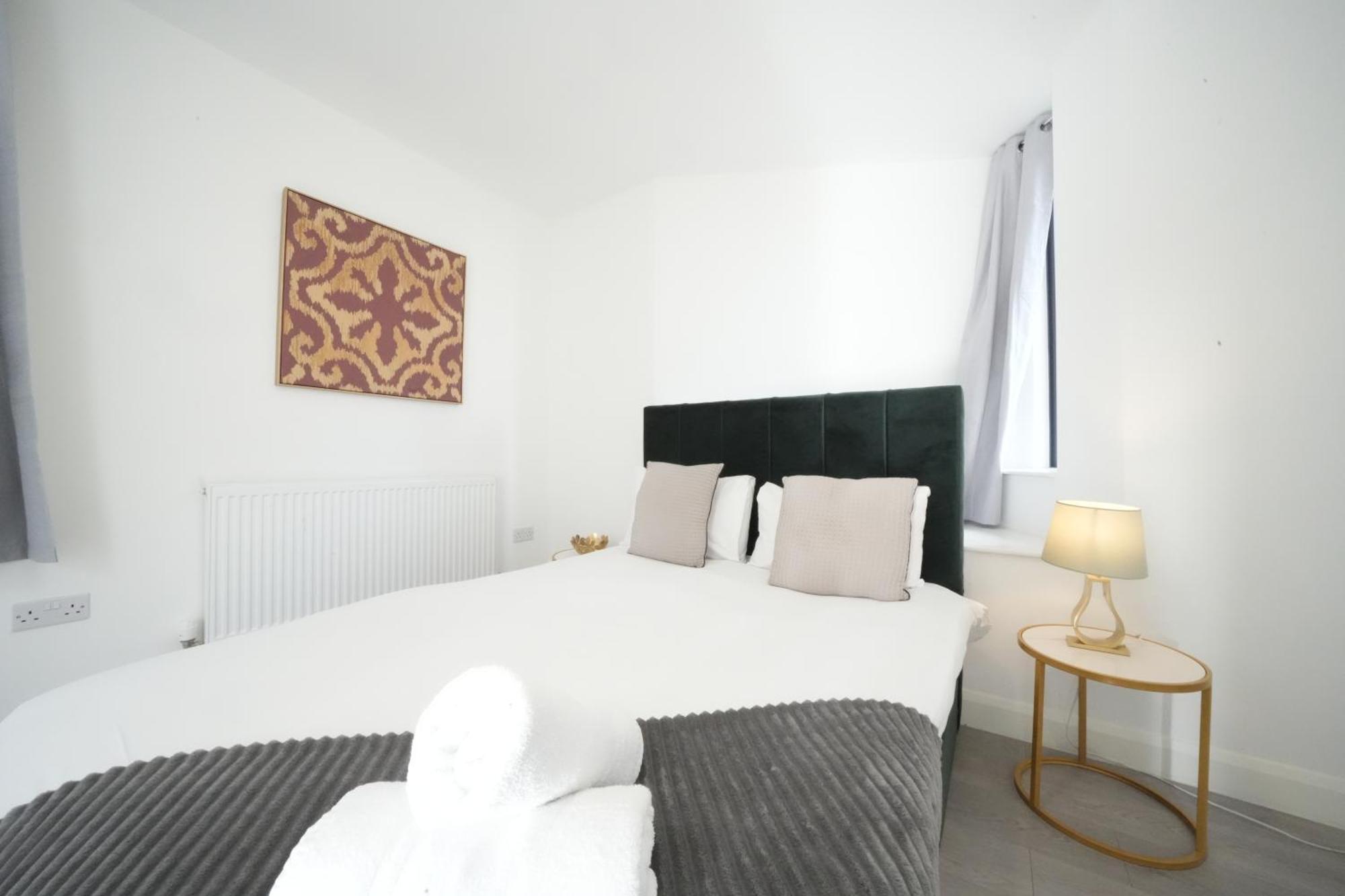 Ealing Broadway Great Stay 7-Minute Walk From The Underground Eksteriør bilde