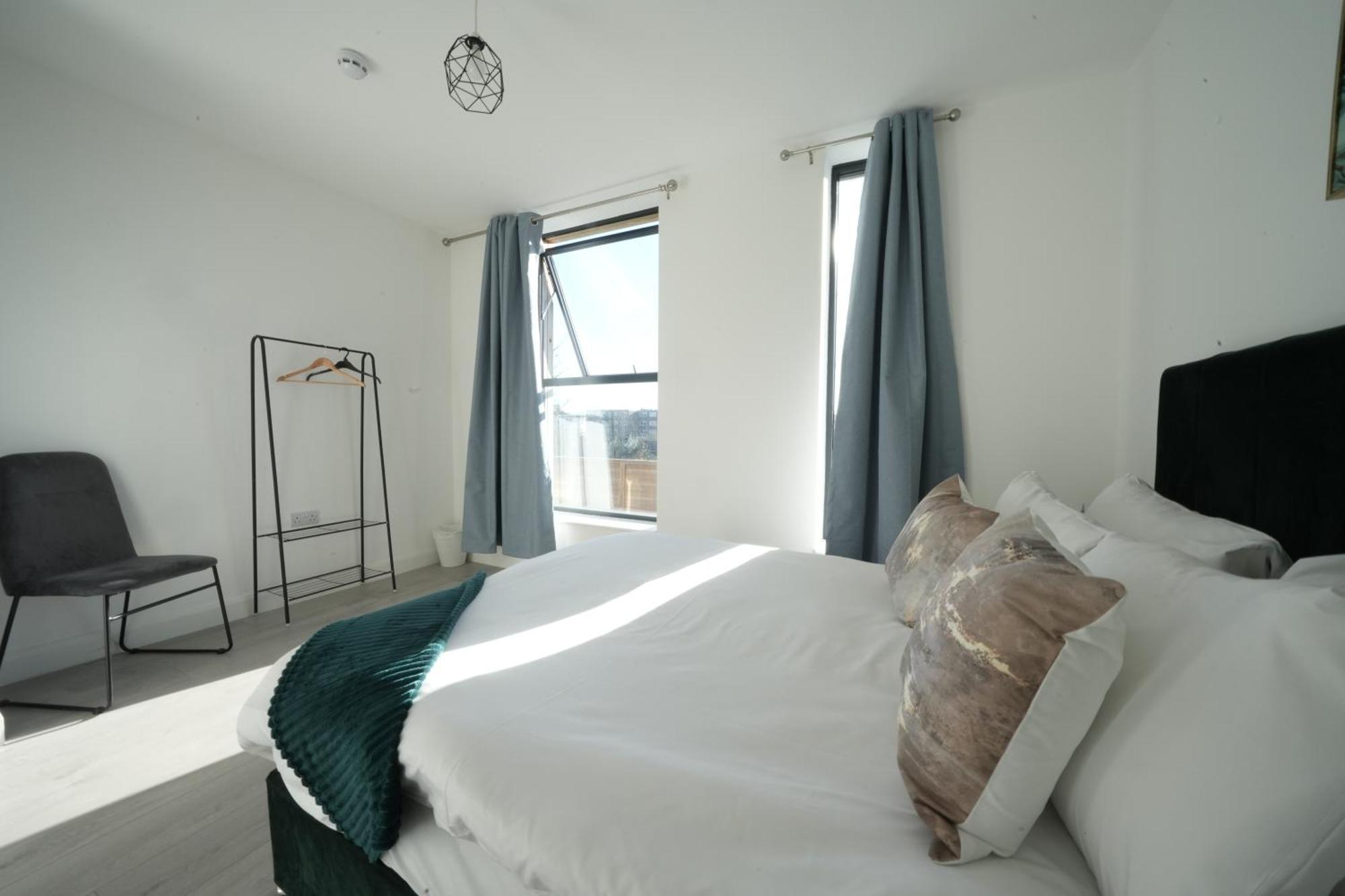 Ealing Broadway Great Stay 7-Minute Walk From The Underground Eksteriør bilde
